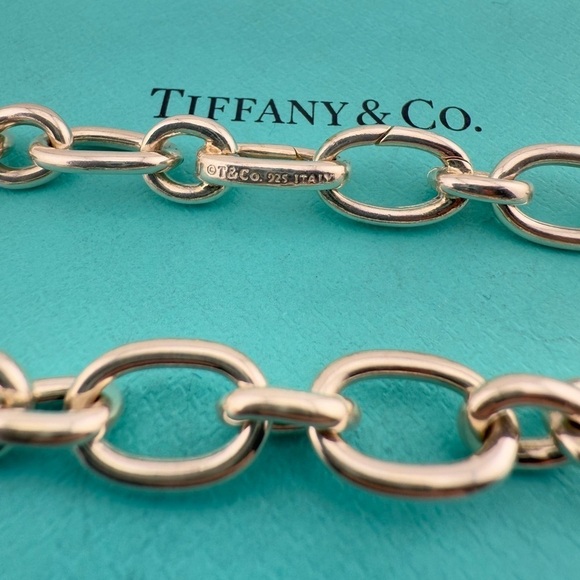 Tiffany & Co. Clasping Ends Necklace Sterling Silver 18.25" - Picture 4 of 8